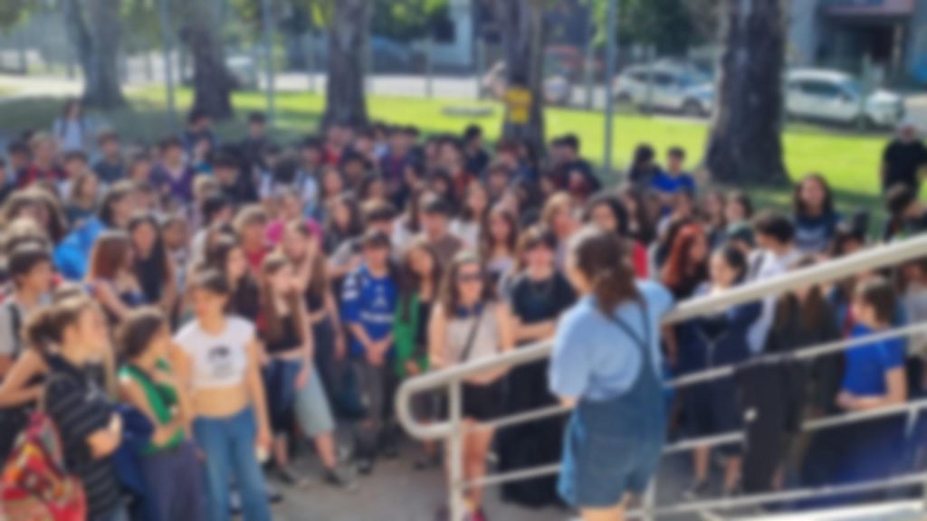 Polo Educativo Saavedra: protesta de estudiantes de la Escuela Esnaola ante los cambios en la secundaria porteña