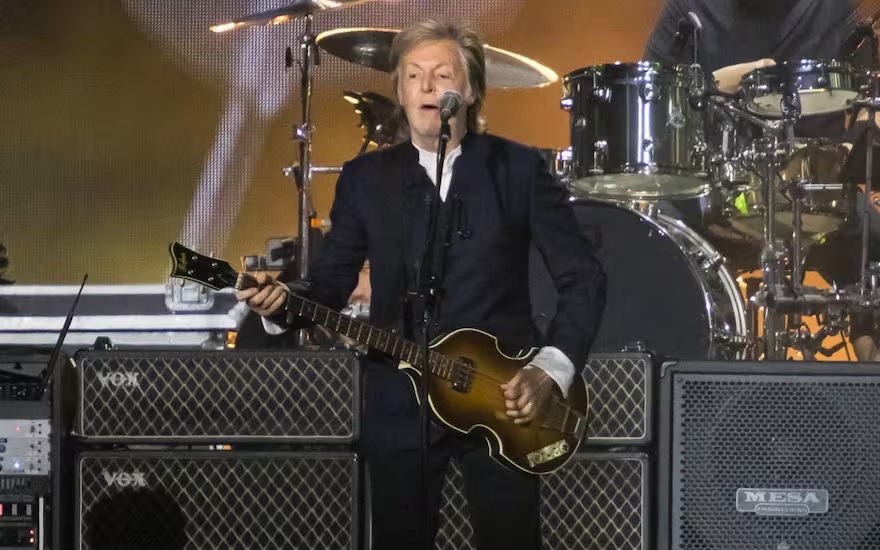 Belgrano: Paul McCartney brilló y emocionó en River con dos noches llenas de clásicos