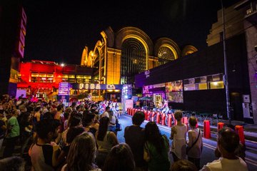 El GCBA convoca obras de teatro para el OFF FIBA