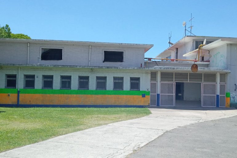 Denuncian el traslado de la Escuela Indira Ghandi