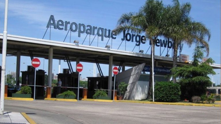 Los aviones de Flybondi y Jestsmart podrán pernoctar en Aeroparque