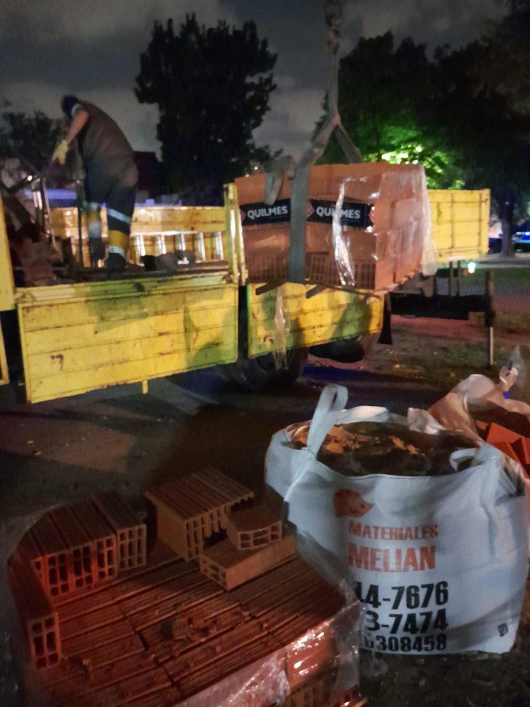 Legislatura porteña: piden informes por el operativo de Espacio Público que incautó materiales para la cancha de tejo del Parque Saavedra