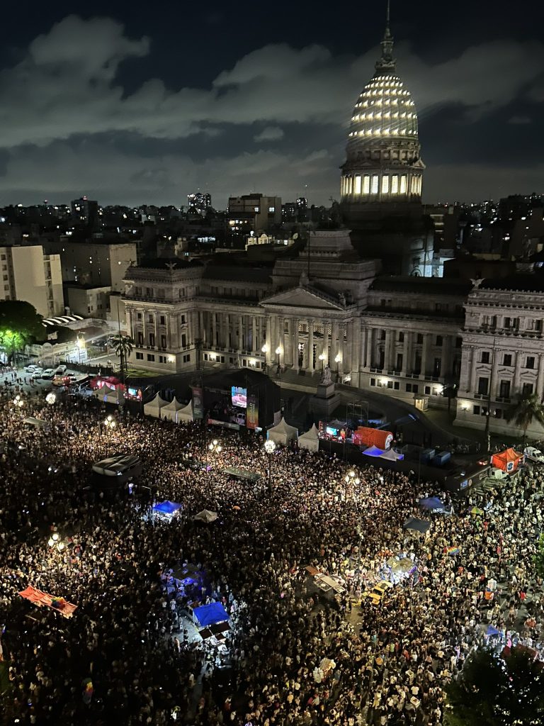 Estiman que más de un millón de personas fueron a la Marcha del Orgullo de Plaza de Mayo a Congreso