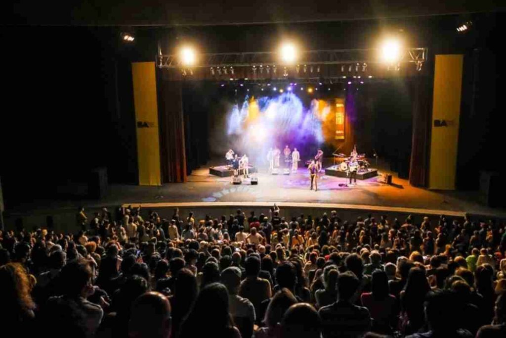 Buenos Aires Jazz Festival Internacional: en la apertura tocó el pianista español Abe Rabade con la Big Band del Conservatorio Manuel de Falla del Abasto