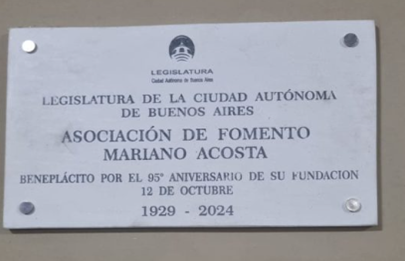 Reconocimiento a la asociación de fomento Mariano Acosta
