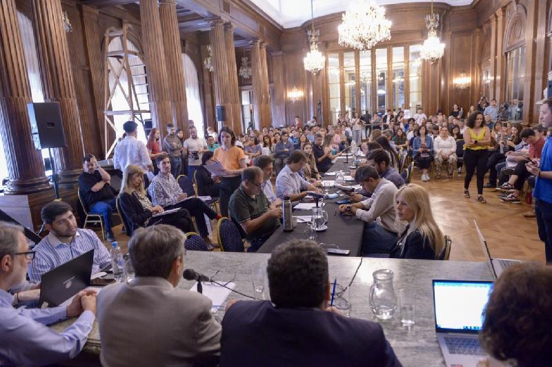 Nueva reunión en Salud por la situación de la enfermería