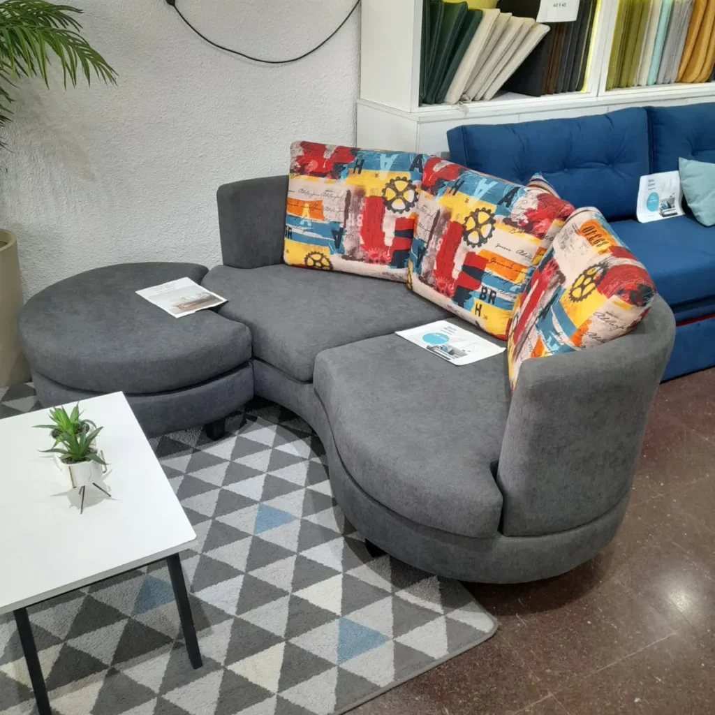 En muebles y restauración, calidad y años de experiencia