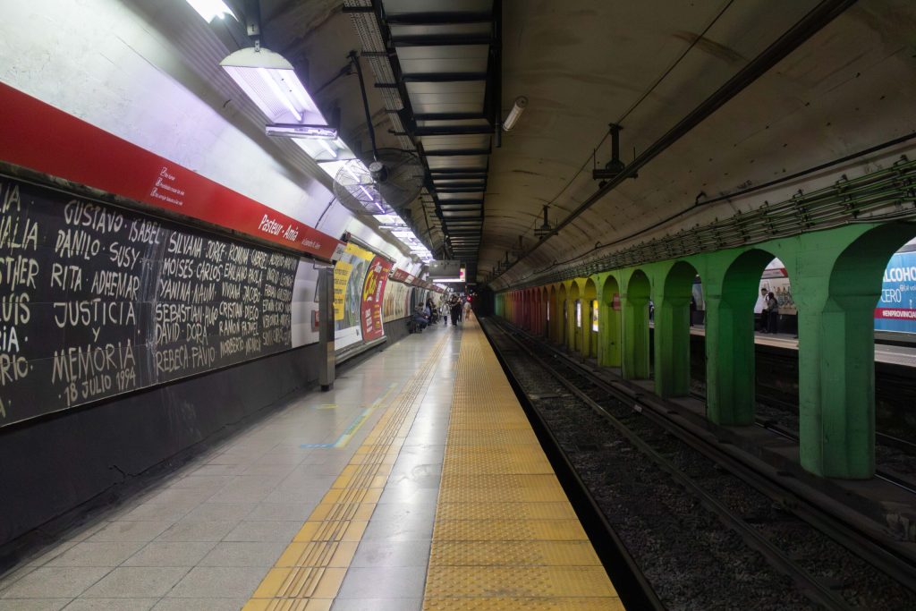 La Línea B de subtes funcionará hasta las dos de la madrugada todos los viernes de diciembre