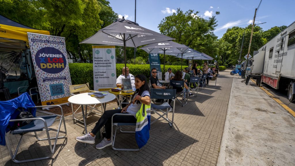La Ciudad trae sus oficinas móviles a Liniers