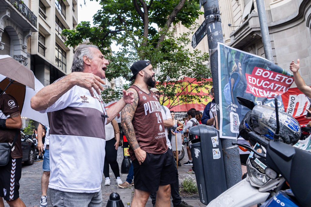 Por unanimidad en la Legislatura porteña, la vuelta de Platense a Pedraza y Cramer es Ley