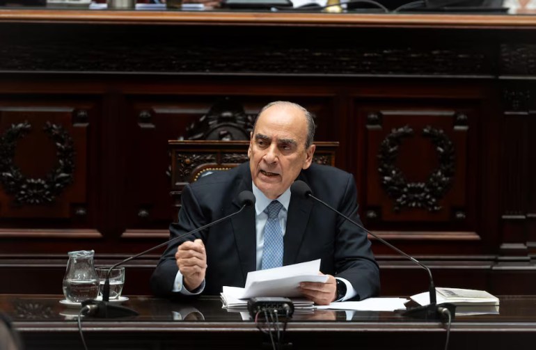 Guillermo Francos volvió a ser internado en la clínica Sagrada Familia de Belgrano