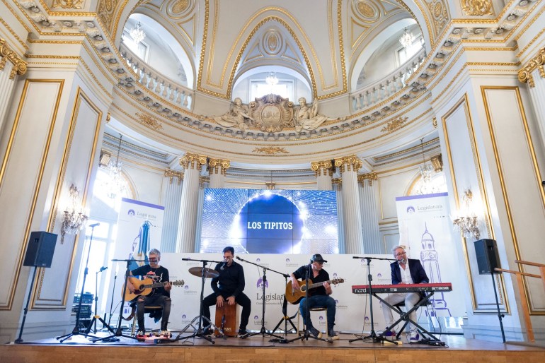 La banda Los Tipitos fue reconocida por sus 30 años de trayectoria