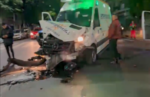 Choque entre un colectivo y una ambulancia en Flores