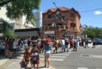 La caravana de Platense por la vuelta a Pedraza: el testimonio de los hinchas, desde uno que casi nace en la cancha al homenaje al Polaco “en el alambrado”