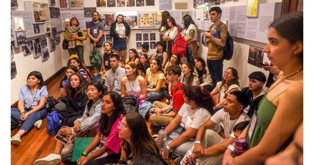 Visitas el Museo Ana Frank en el verano