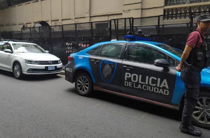 Pagano denuncia al área de Tránsito de CABA por los controles a los diplomáticos rusos y en Madres del Dolor le respondieron