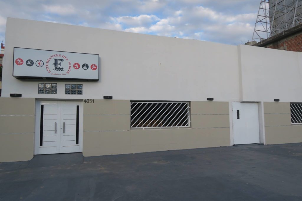 Feria de emprendedores en Estudiantes del Norte a beneficio del club, que lucha por no cerrar