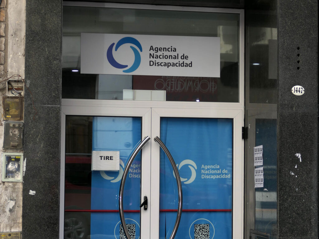 La ANDIS uso términos “débil mental, idiota e imbécil”