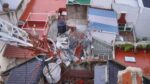 Villa Luro: una antena de 20 metros se cayó y destrozó el techo de dos casas linderas