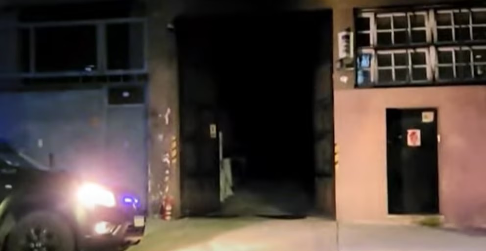 Boedo: hallaron a un hombre con un disparo en la cabeza tras el incendio de una imprenta