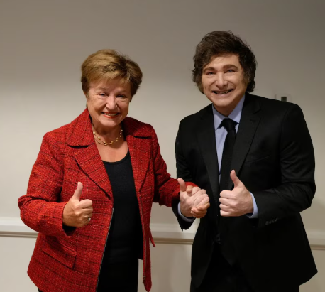 Mientras Milei habla del acuerdo con el FMI…