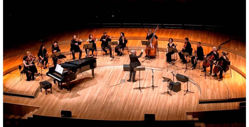 Carnaval de las Indias y Nocturne en el Centro Cultural 25 de Mayo