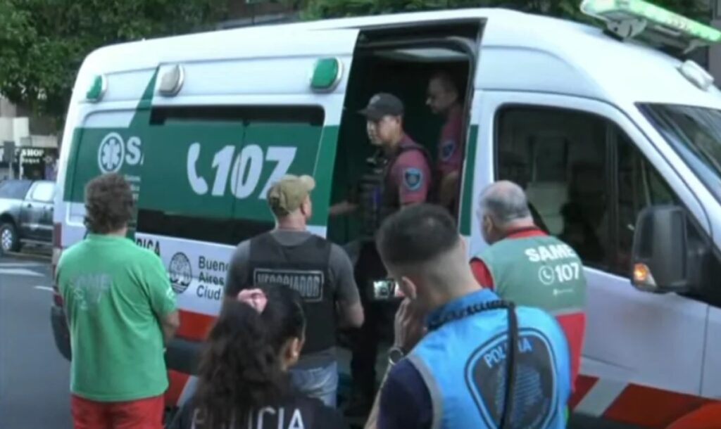Villa Crespo: detuvieron a un hombre que intentó incendiar su departamento