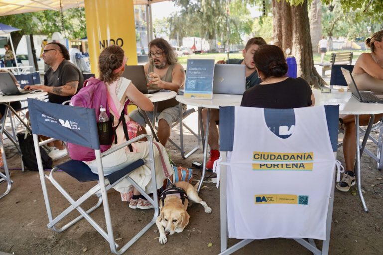 La Ciudad lleva sus oficinas móviles de trámites y servicios a Belgrano