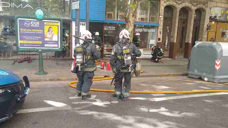 Balvanera: incendio en una fábrica de muebles de Belgrano al 1900