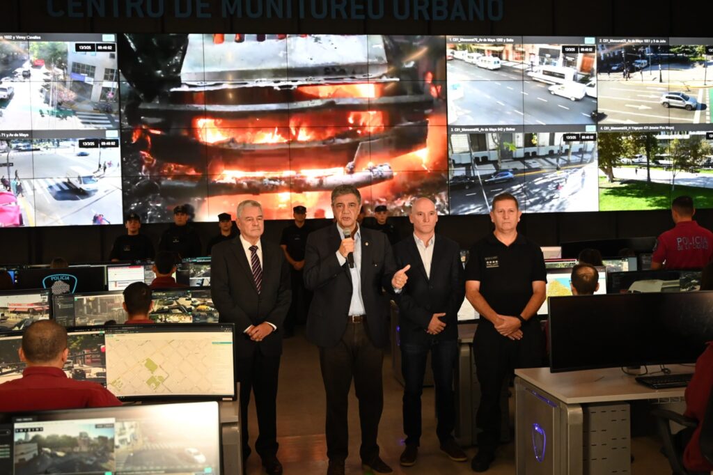 Jorge Macri acusó a “delincuentes profesionales” de causar los destrozos en Congreso: 25 manifestantes y 20 policías heridos, dos patrulleros y cuatro motos dañadas y destrucción de mobiliario público por más de $260.000.000