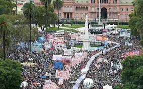 Multitudinaria movilización a 49 años del aniversario de Golpe Cívico Militar   