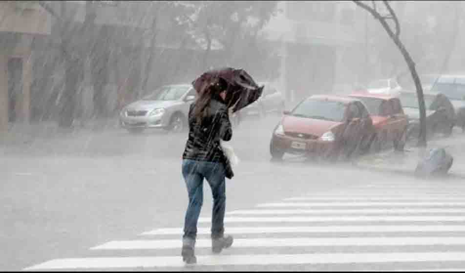 Alerta naranja en la Ciudad por las tormentas