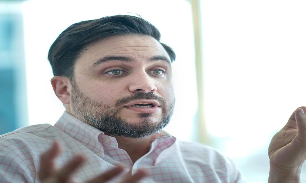 Marra pide liberar y vender los terrenos de las villas y barrios populares porteños