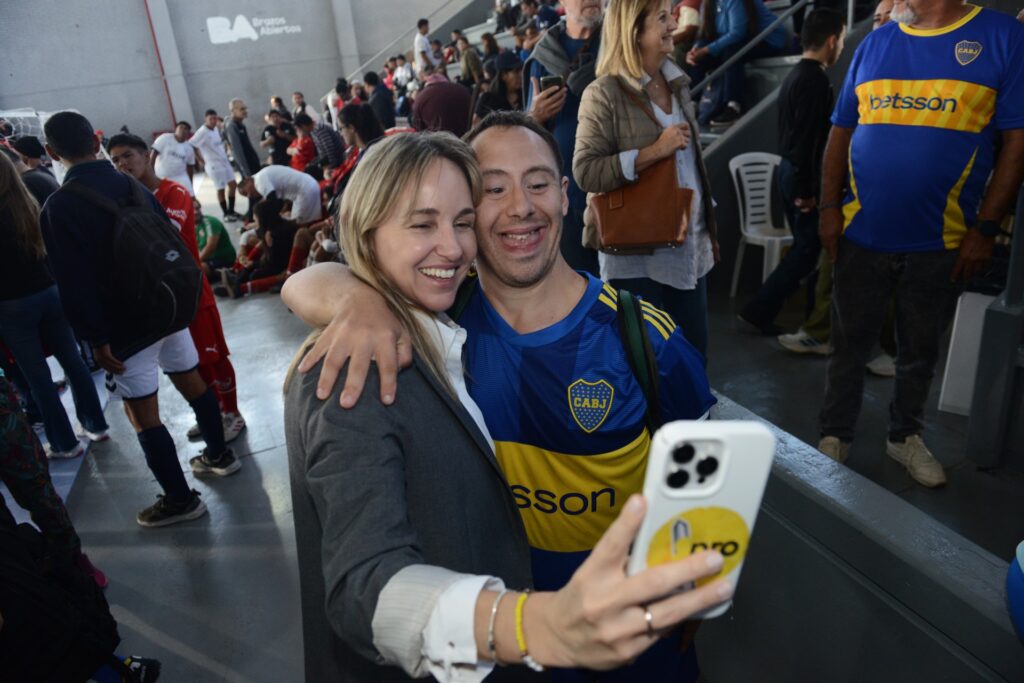 Clara Muzzio encabezó el lanzamiento de la Liga de Futsal Inclusiva en Parque Sarmiento