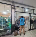 La AGC inspeccionó galería en el barrio de Liniers
