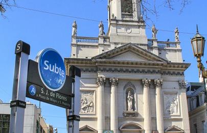 Subte: La estación Flores no se llamará Papa Francisco