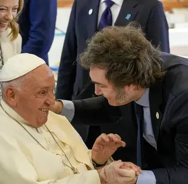 El Presidente despidió al Papa Francisco