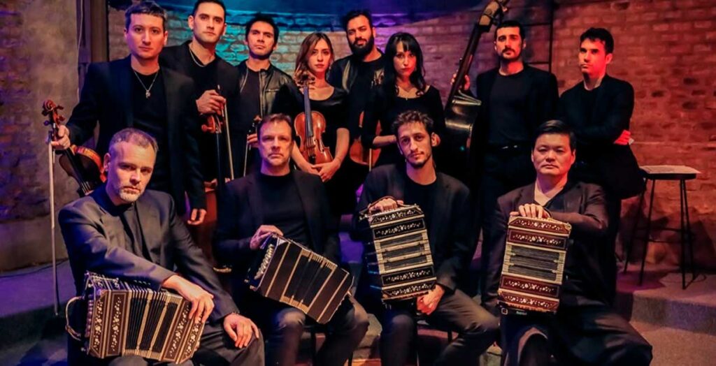 Centro Cultural 25 de Mayo: La Orquesta Típica Pichuco en concierto