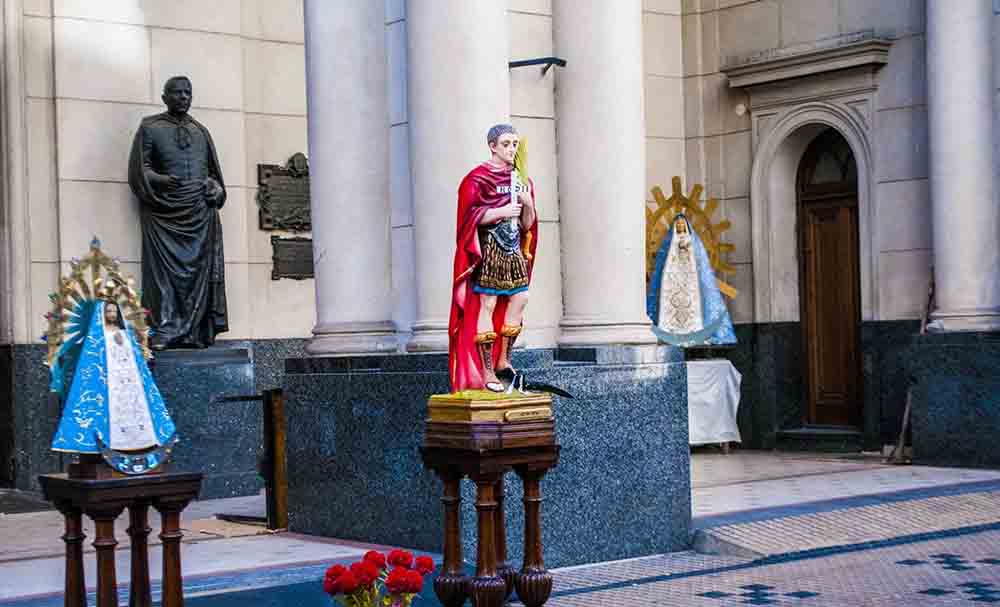 Balvanera: Fiesta Grande de San Expedito y vía crusis por el barrio