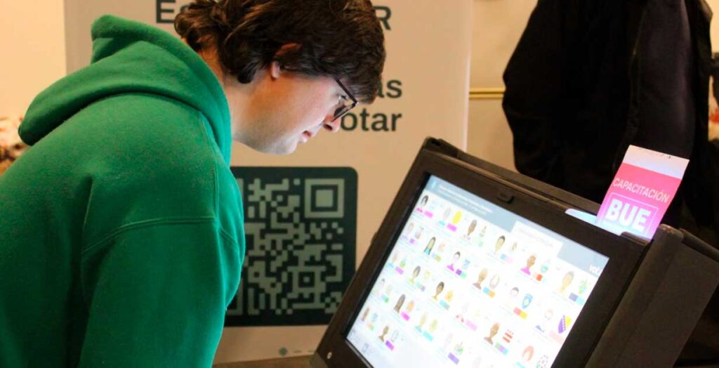 Nuevo simulacro de votación accesible