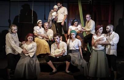 Viernes de Teatro y Revolución en Parque Avellaneda