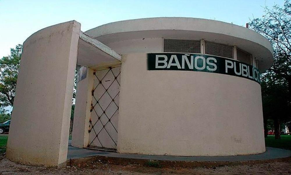 LA UCR pide más baños públicos en plazas porteñas