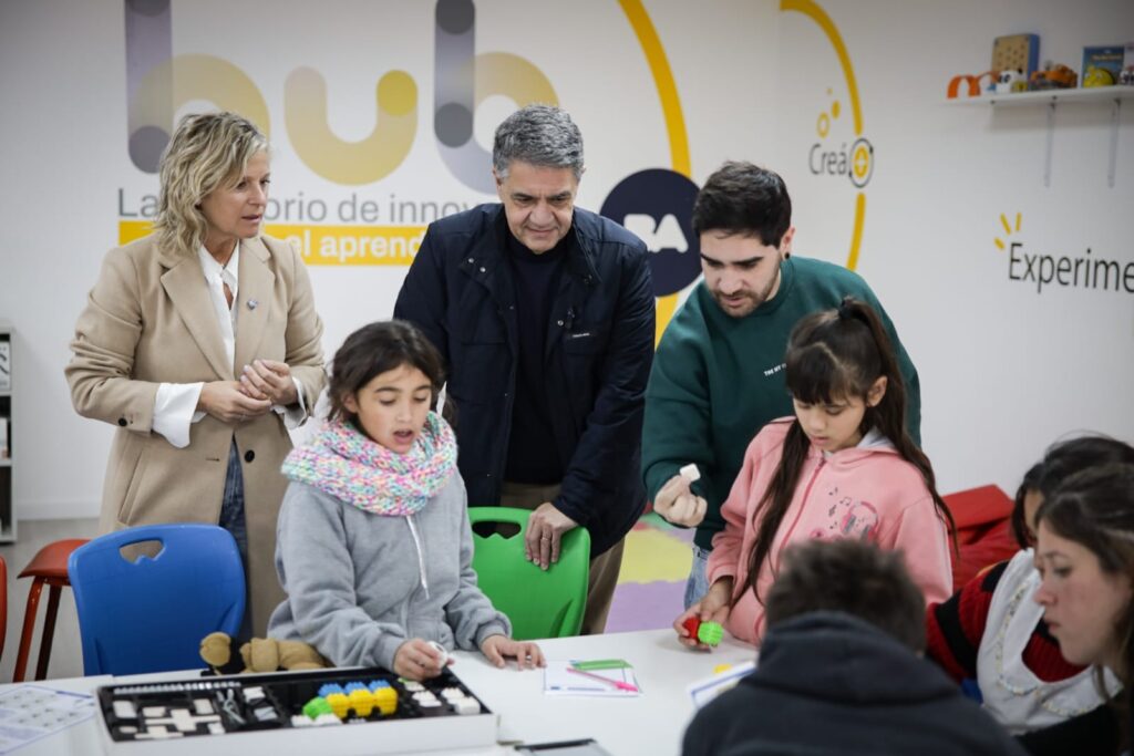 El GCBA inauguró un laboratorio de innovación estudiantil en Parque Patricios