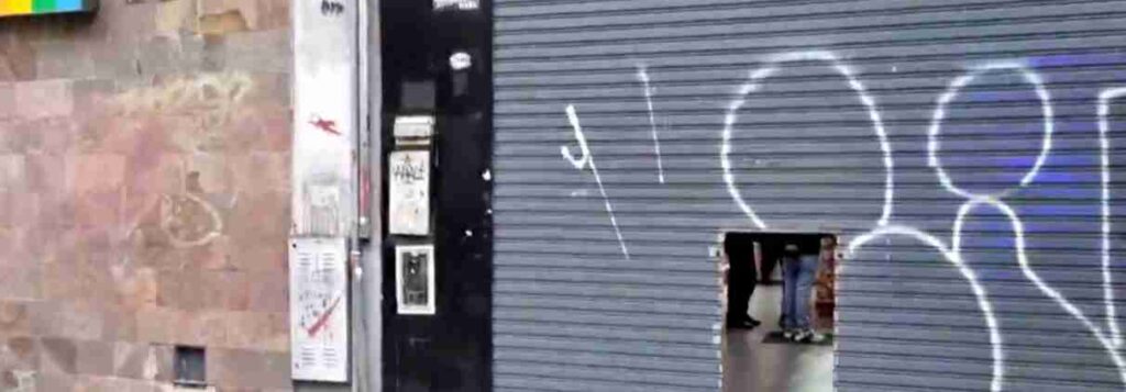 Once: un hombre le disparó a la empleada de un centro de estética en Rivadavia al 2600