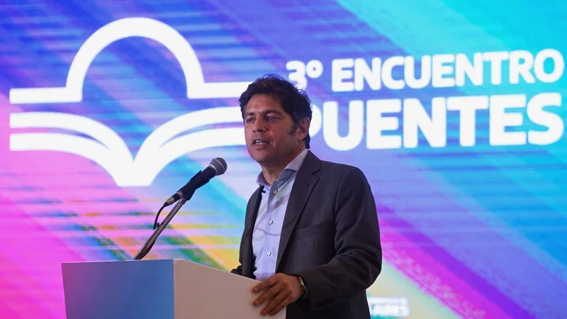 Kicillof responde a los insultos de Milei