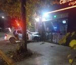 Un conductor con el triple de alcoholemia permitida chocó su auto contra un supermercado en Constituyentes y Núñez