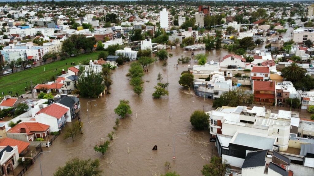 Milei vetó la Ley de Emergencia para Bahía Blanca