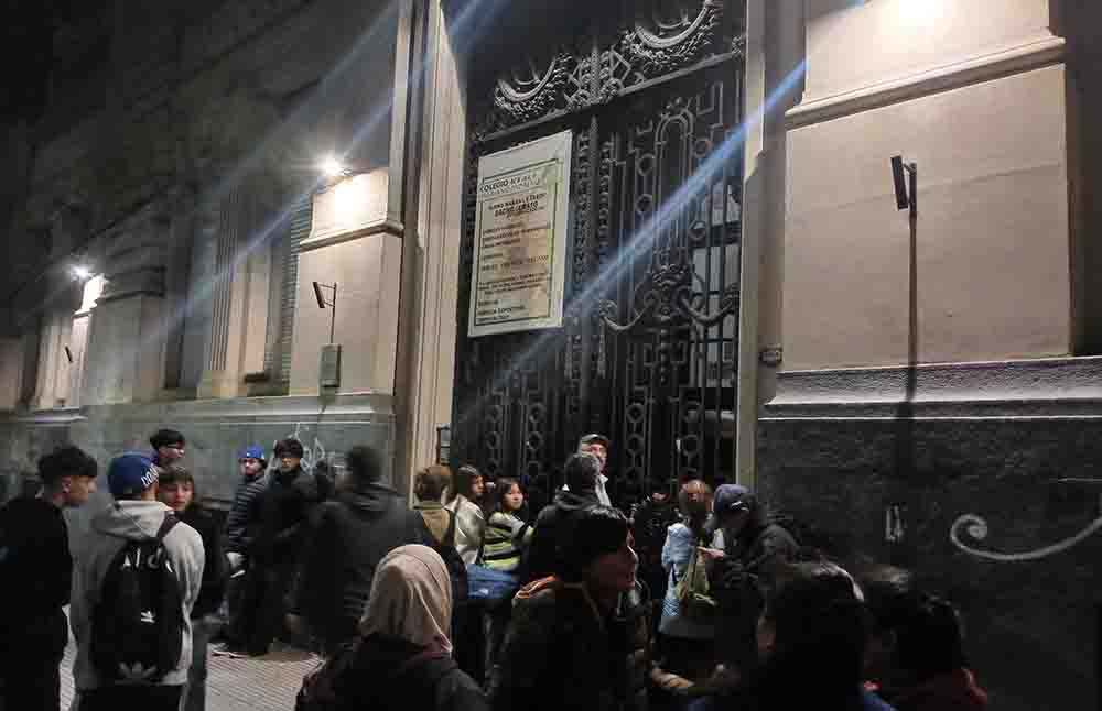 Están iniciando toma en el Colegio Mariano Moreno
