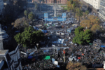 Plaza de Mayo se llenó de fervor y emoción en apoyo a Cristina Kirchner