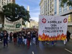 Paro y movilización de residentes porteños y acto en Plaza de Mayo por el Garrahan